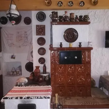 Peringer Udvarhaz Holiday home Mencshely